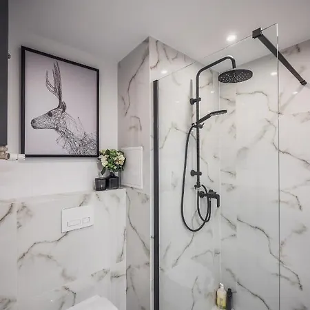 Przytulny Apartament 150 Metrow Od Rynku Appartement *